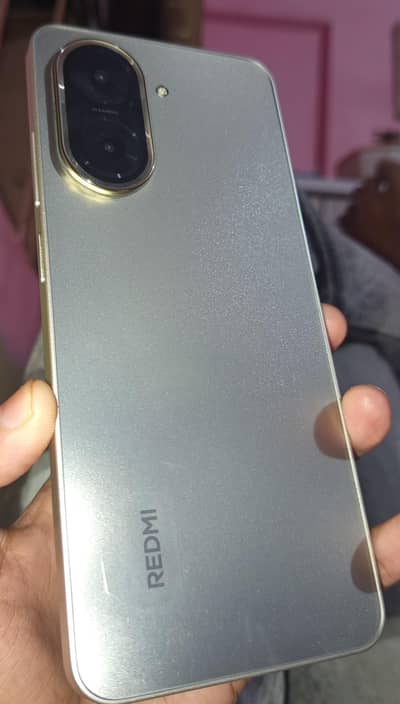 Redmi A5 in warranty 4/64 gold colour