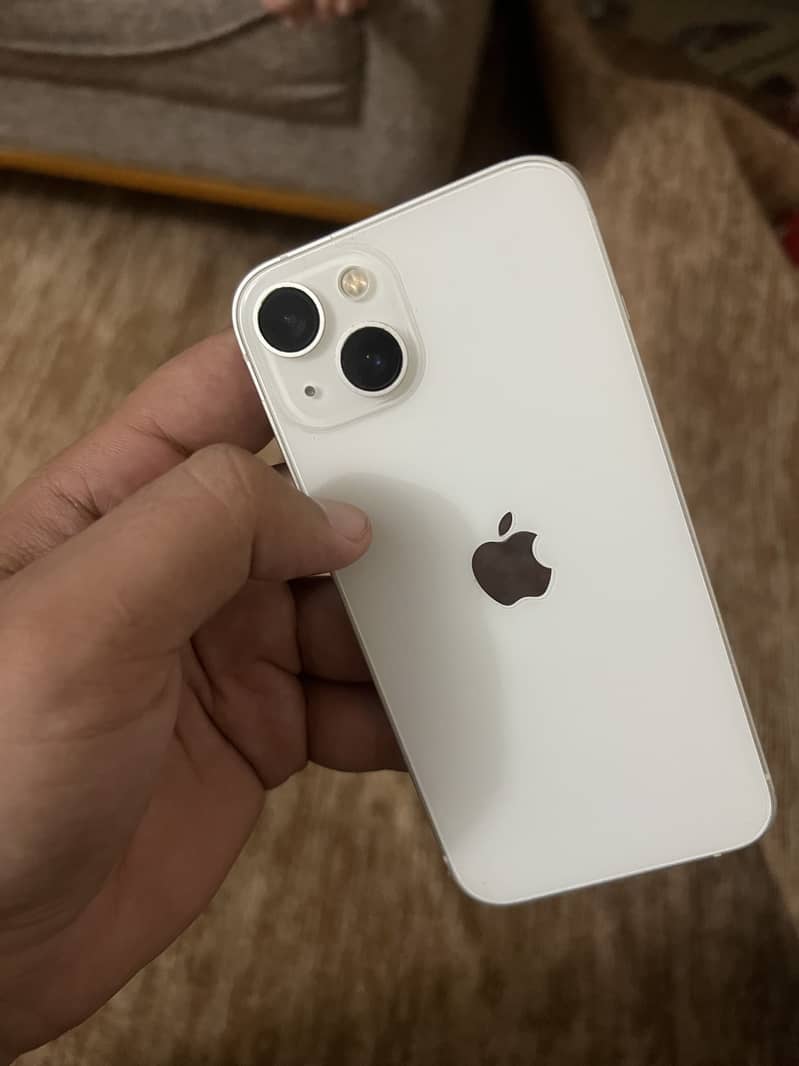 Apple iPhone 13 6