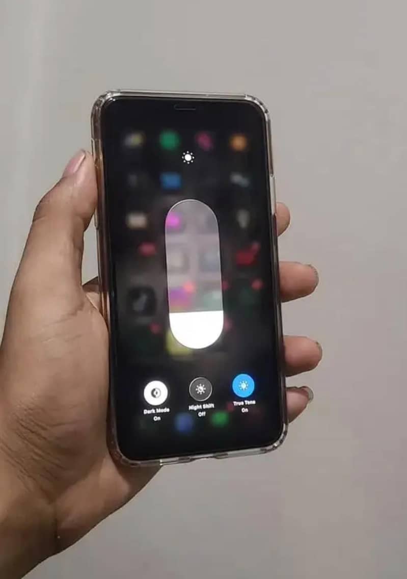 iPhone 11 Pro Max 1