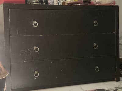 Dressing table
