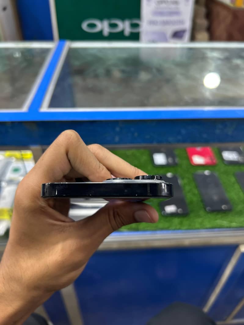 Apple iPhone 14 Pro Max 3