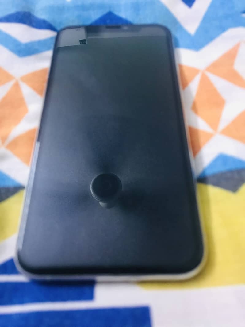 Apple iPhone 11 Pro 2
