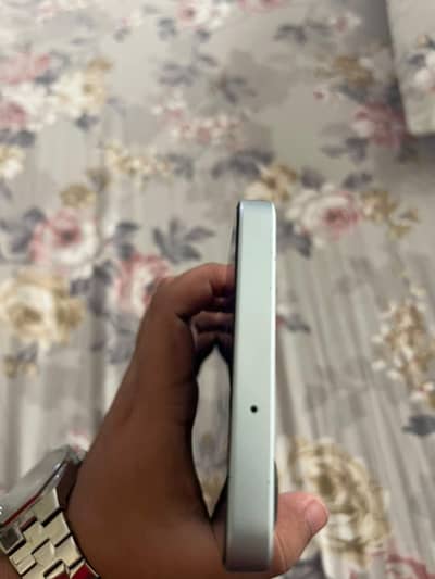 Samsung Mobile A06