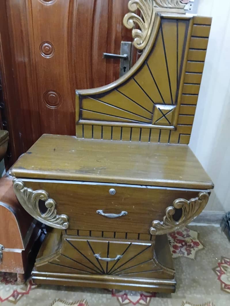 Double bed with side tables 1