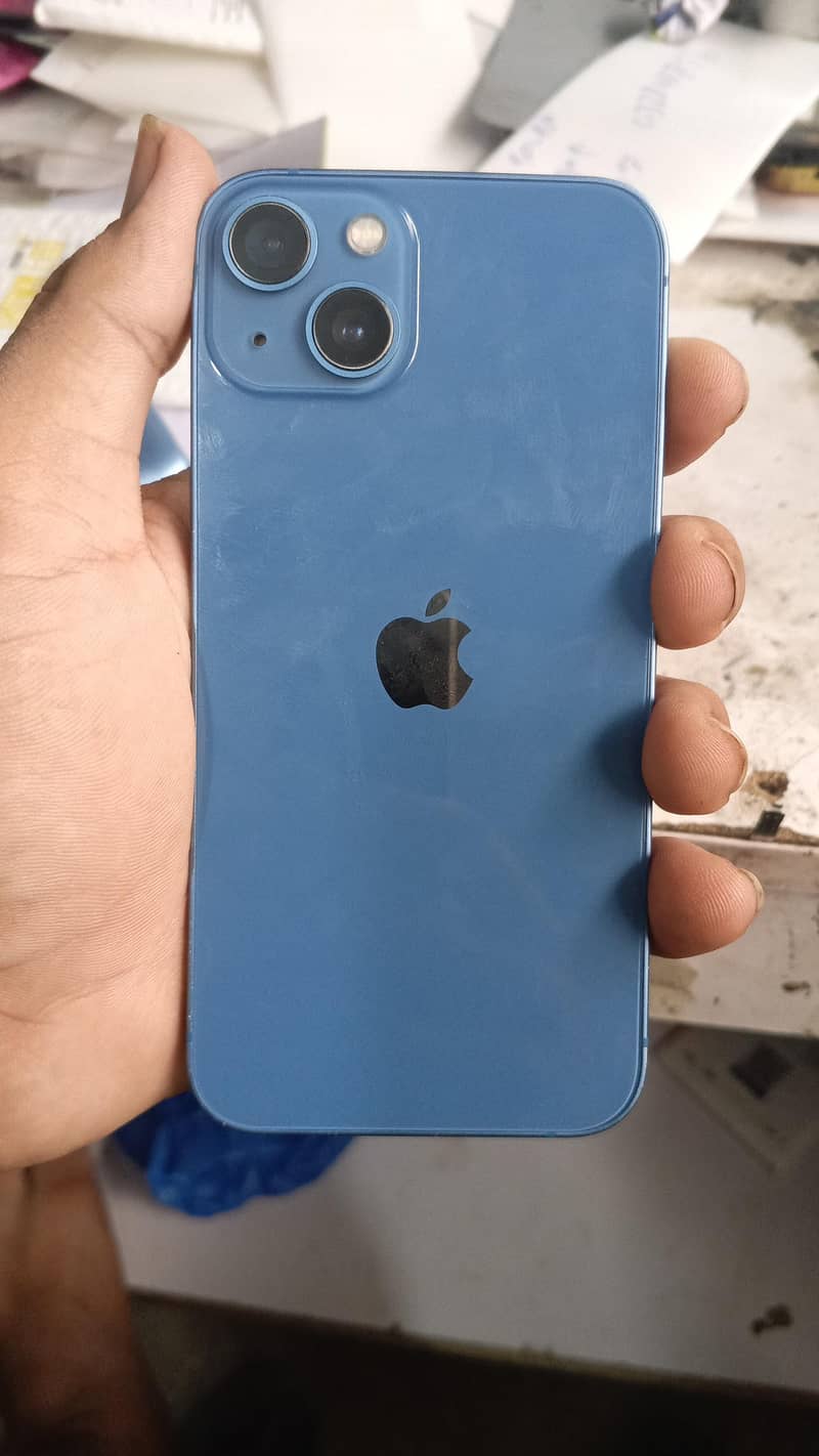 Apple iPhone 13 1