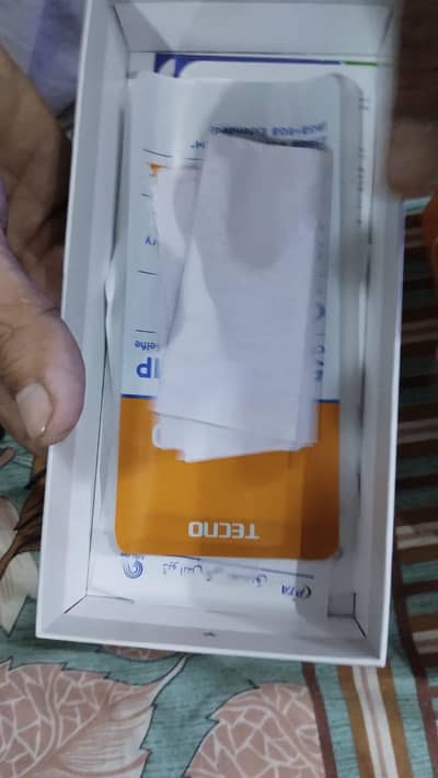 TECNO SPARK 20