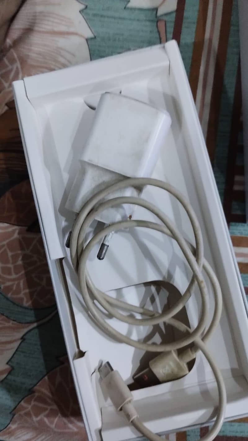 TECNO SPARK 20 5