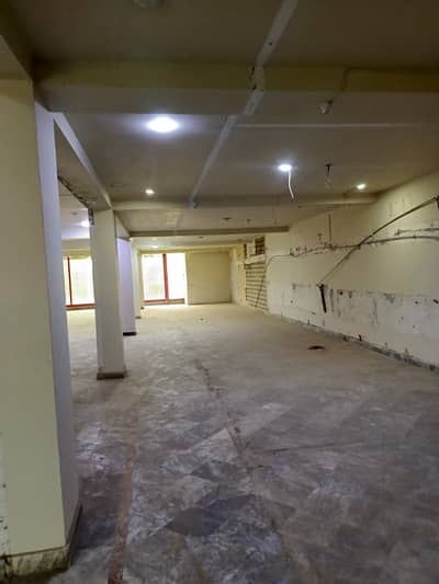 1 kanal hall for rent in johar town