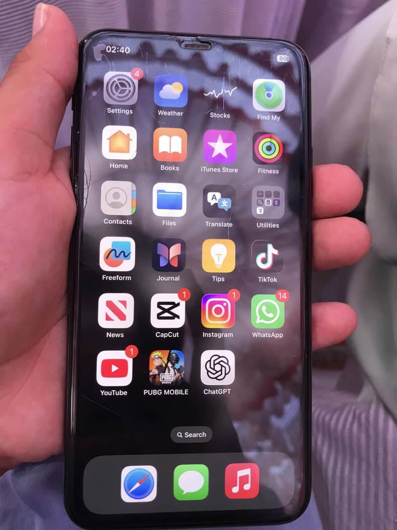 Apple iPhone 11 Pro Max 2