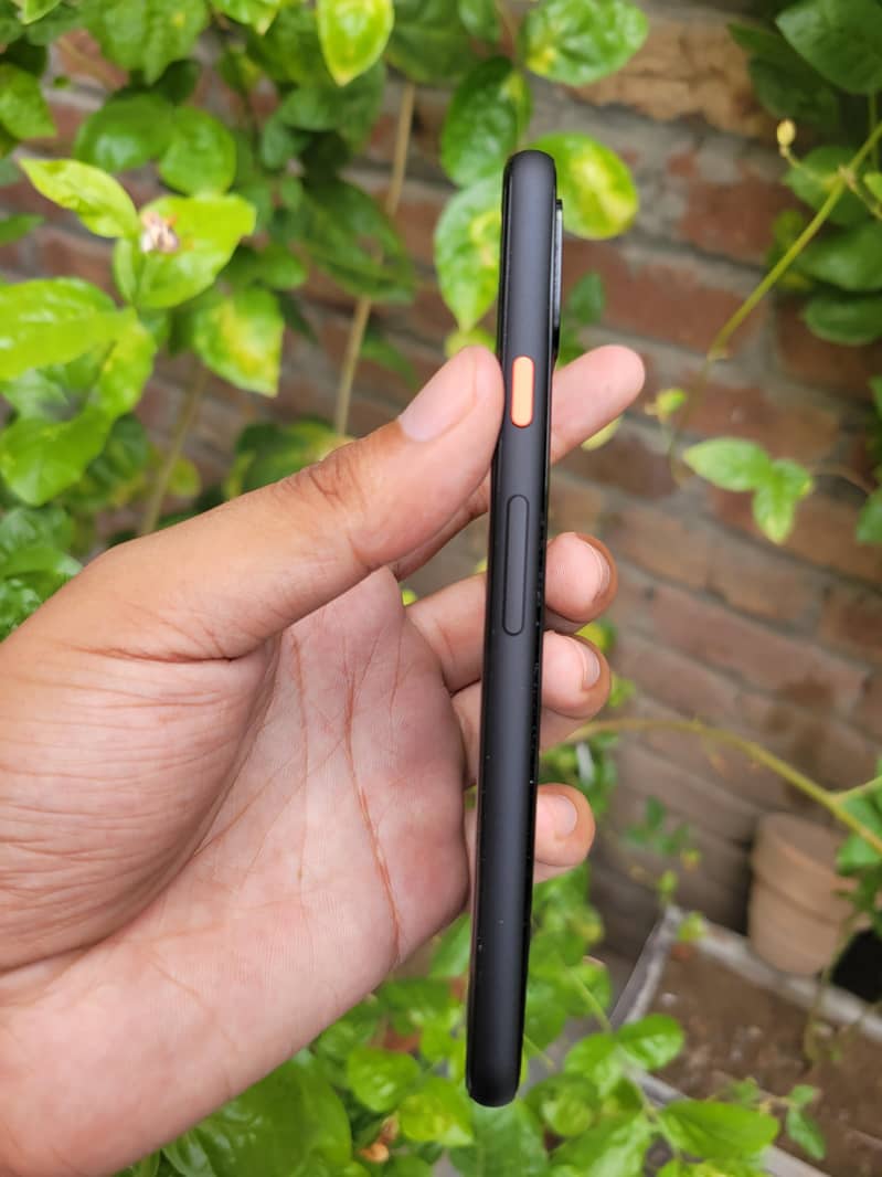 Google Pixel 4 (6/64) 2