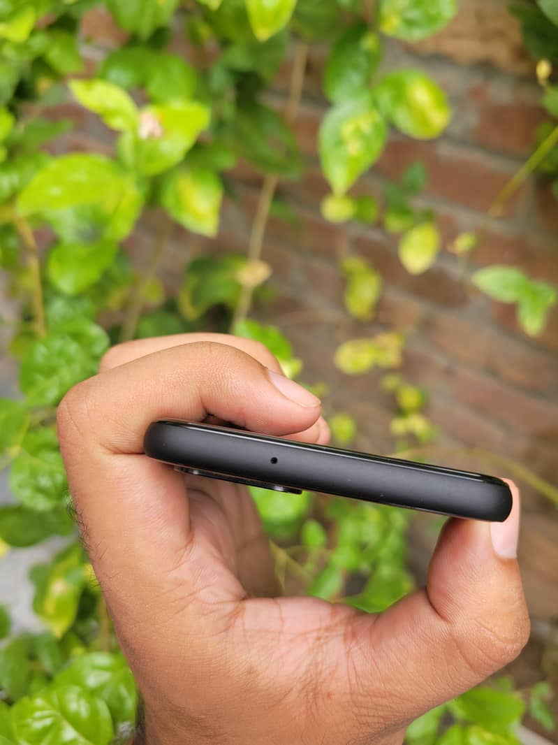 Google Pixel 4 (6/64) 5