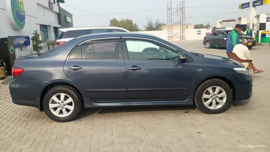 Toyota Corolla Altis 2012