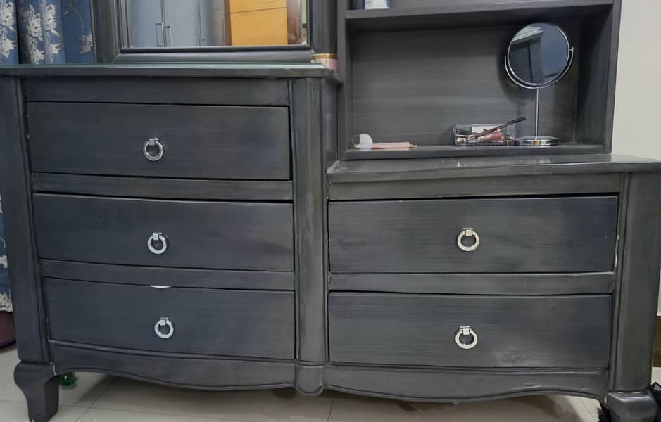 Dressing Table 1