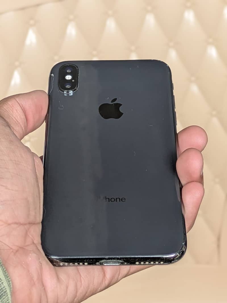 Apple iPhone X 3