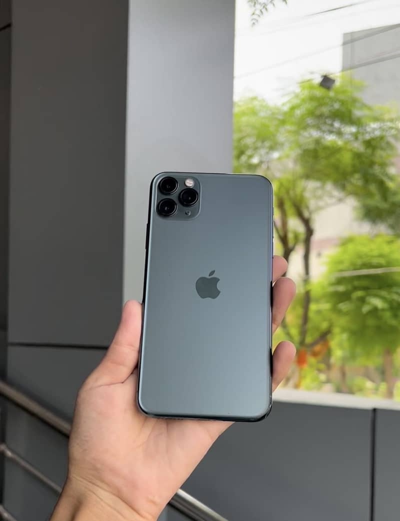 Apple iPhone 11 Pro Max 0