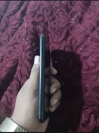 Apple iPhone XR