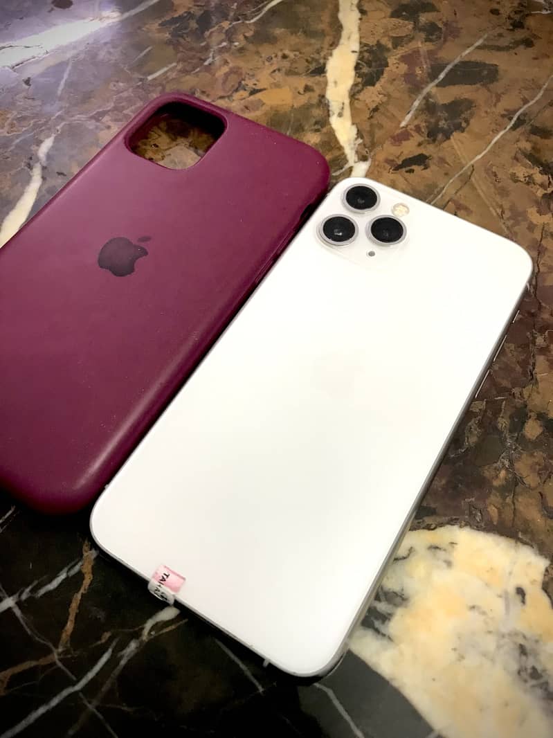 Apple iPhone 11 Pro 2