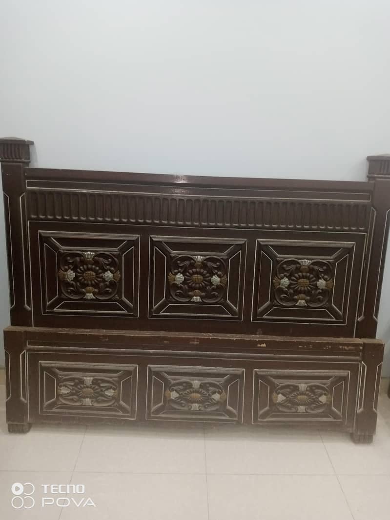Solid Wooden Bed Set with Dressing Table & 2 Side Tables 0