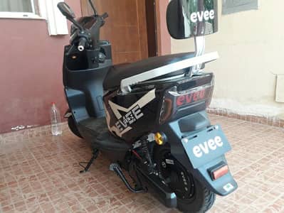 ELECTRIC SCOOTY EVEE GEN Z 2026 SCOOTER