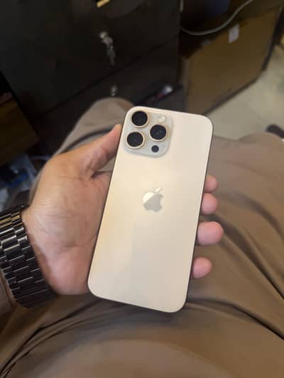 Apple iPhone 16 Pro Max