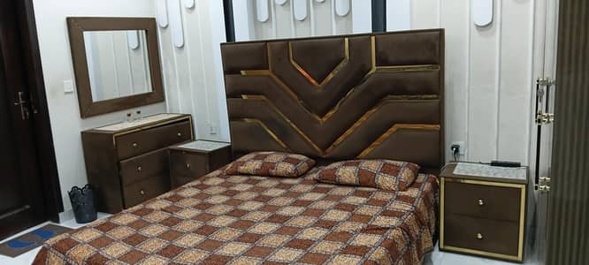 bed side table dressing