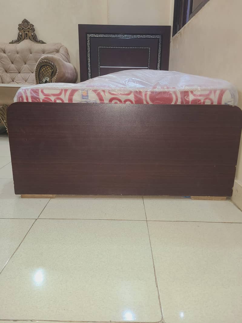 single Bed & Cupboard 1