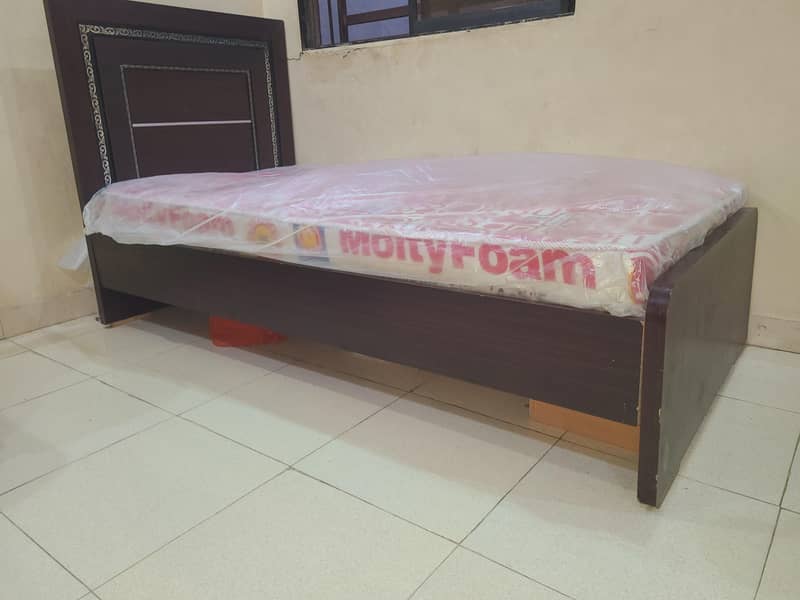 single Bed & Cupboard 2