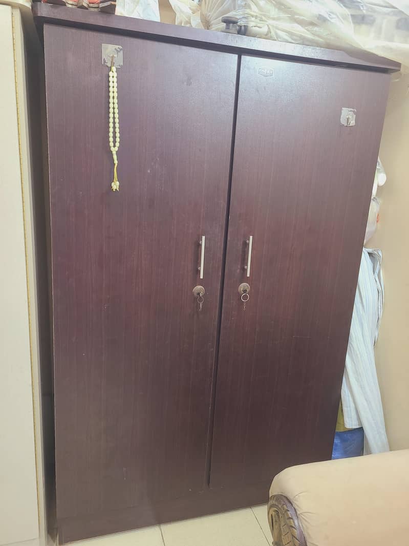 single Bed & Cupboard 4