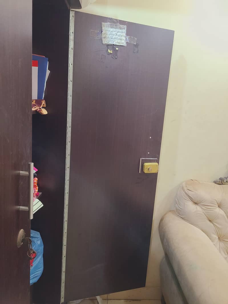 single Bed & Cupboard 5