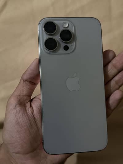 Apple iPhone 15 Pro Max