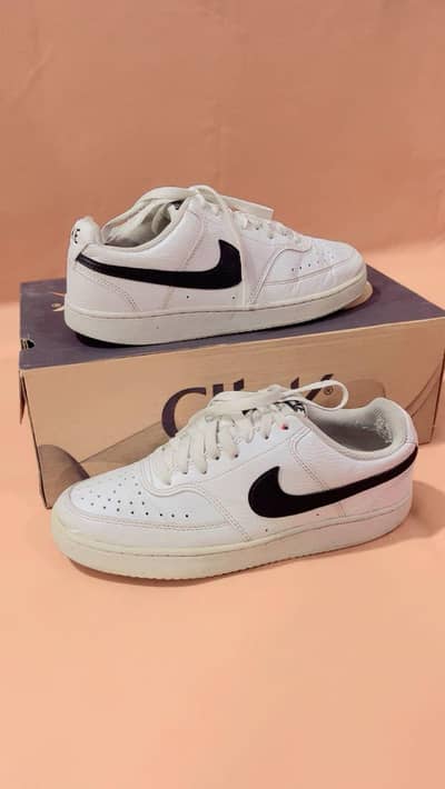 Stylish Sports Sneakers – Adidas Style