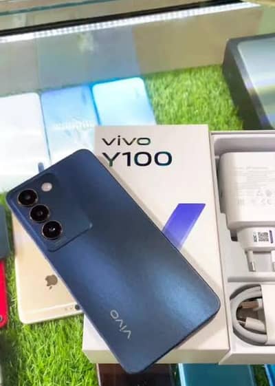 Vivo y100