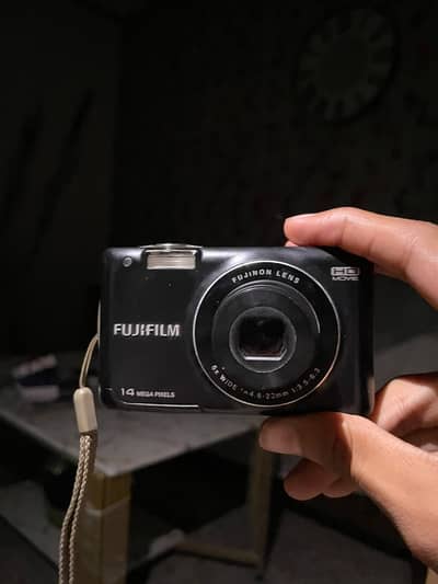 Fujifilm FinePix JX600 14MP Digital Camera – 5x Optical Zoom – HD