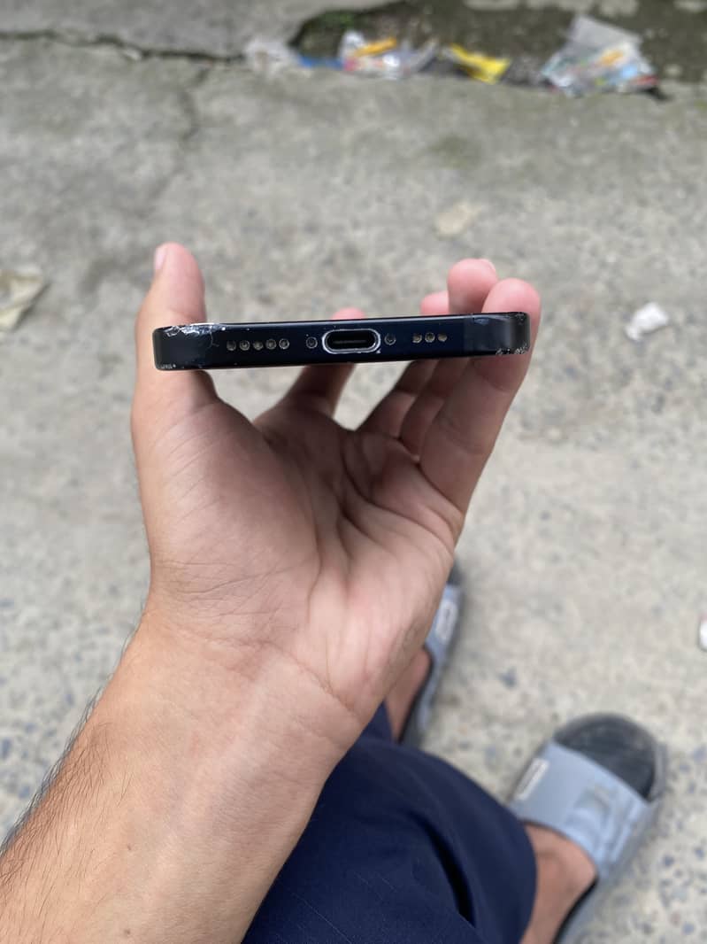 Iphone 15 2
