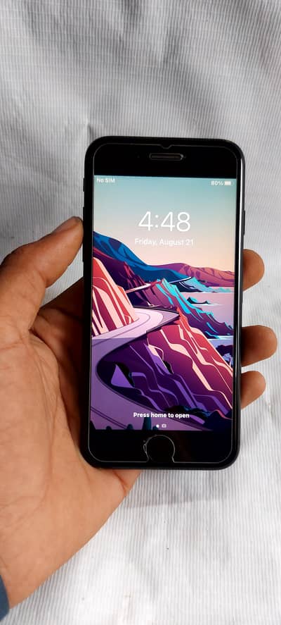 Apple iPhone 7