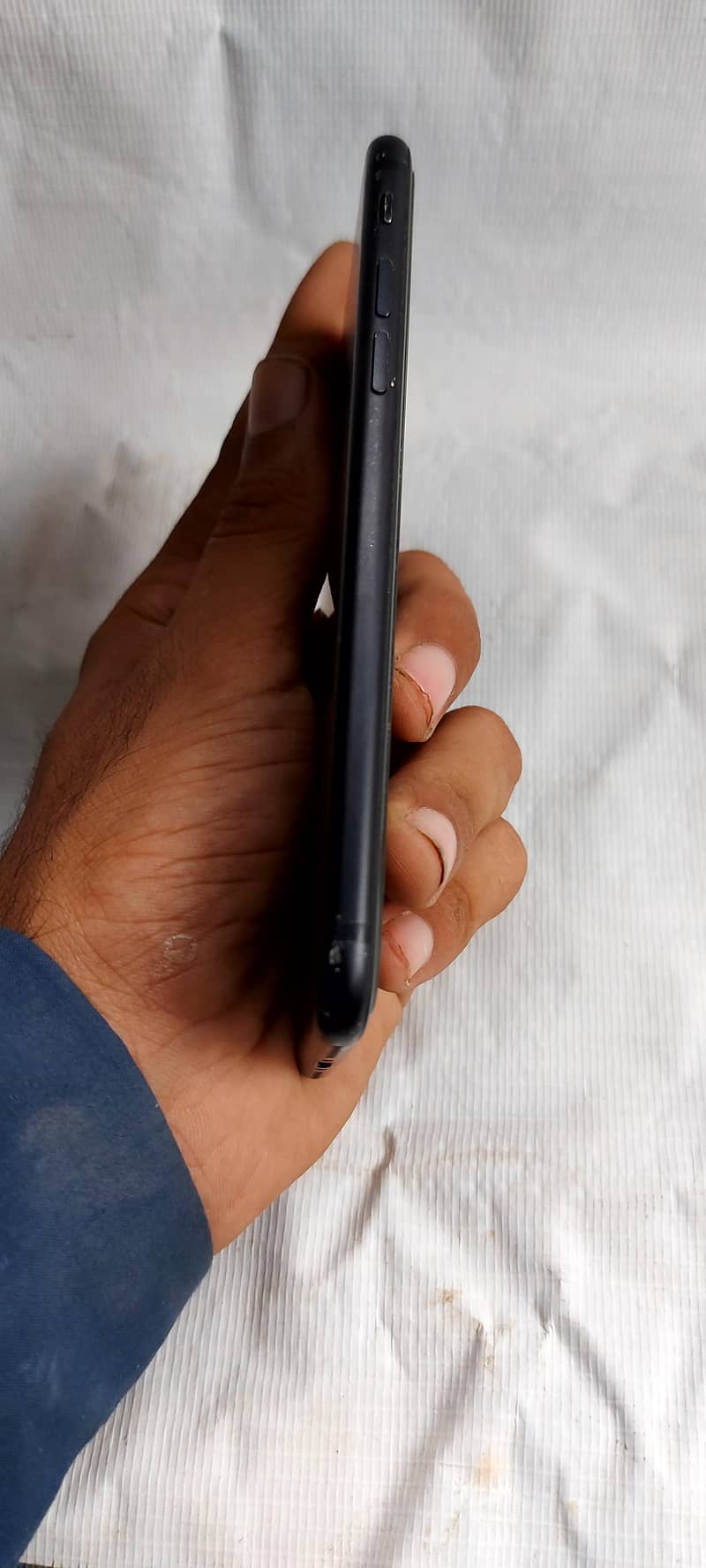 Apple iPhone 7 2