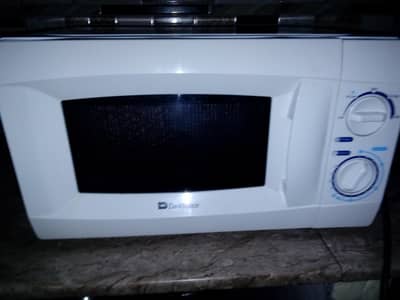 for sale: Dawlance microwave 20 l_ 100"/" working _ 14000 final