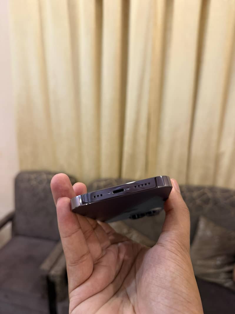 iPhone 14 Pro 2