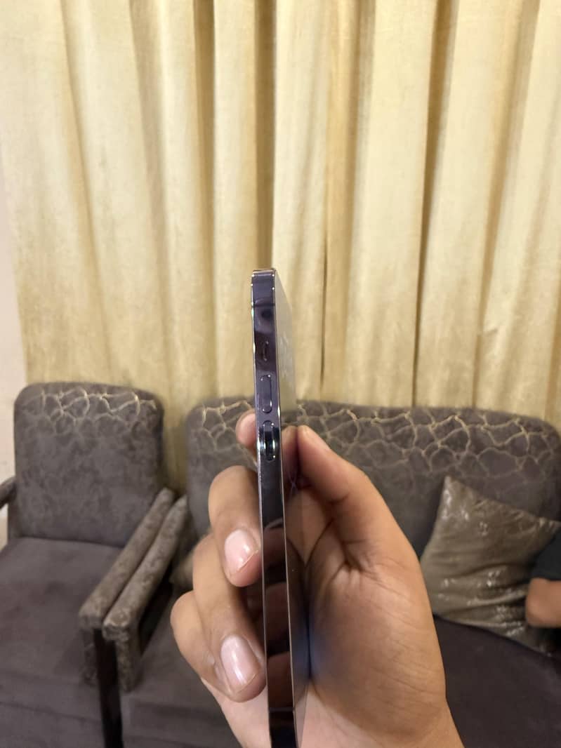 iPhone 14 Pro 5