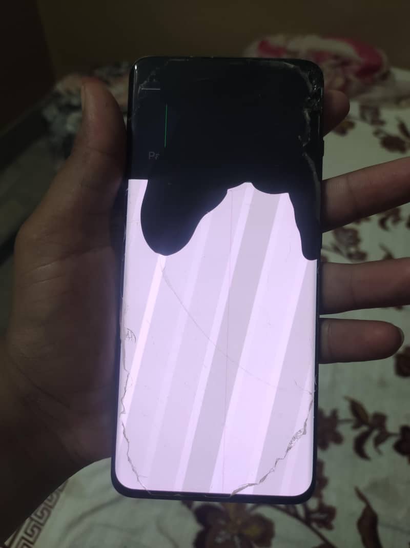 One Plus 10 Pro 1
