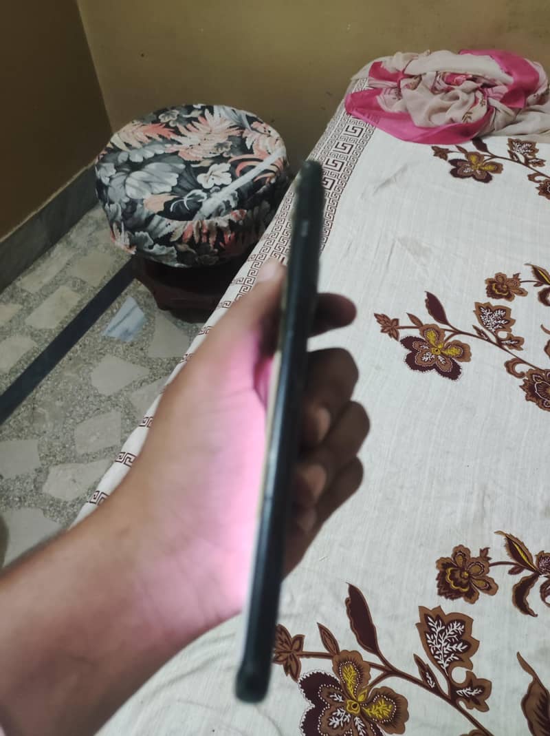 One Plus 10 Pro 3