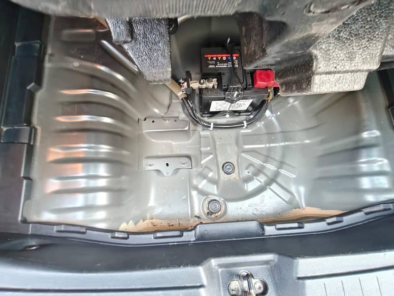 nissan note 9