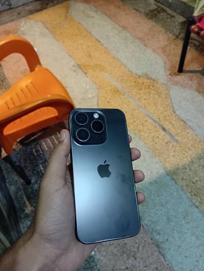 Sasta iPhone 15 Pro 4month sim time