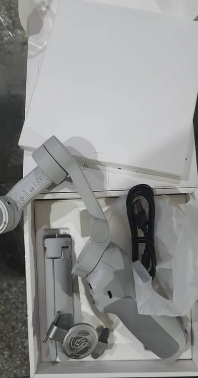 Dji osmo SE almost new