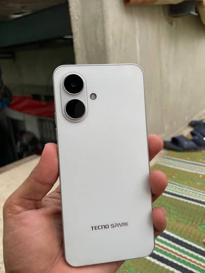 Tecno Spark Go 2 PTA approved 4+4/64