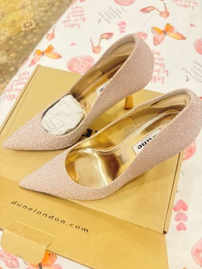 Dune stiletto