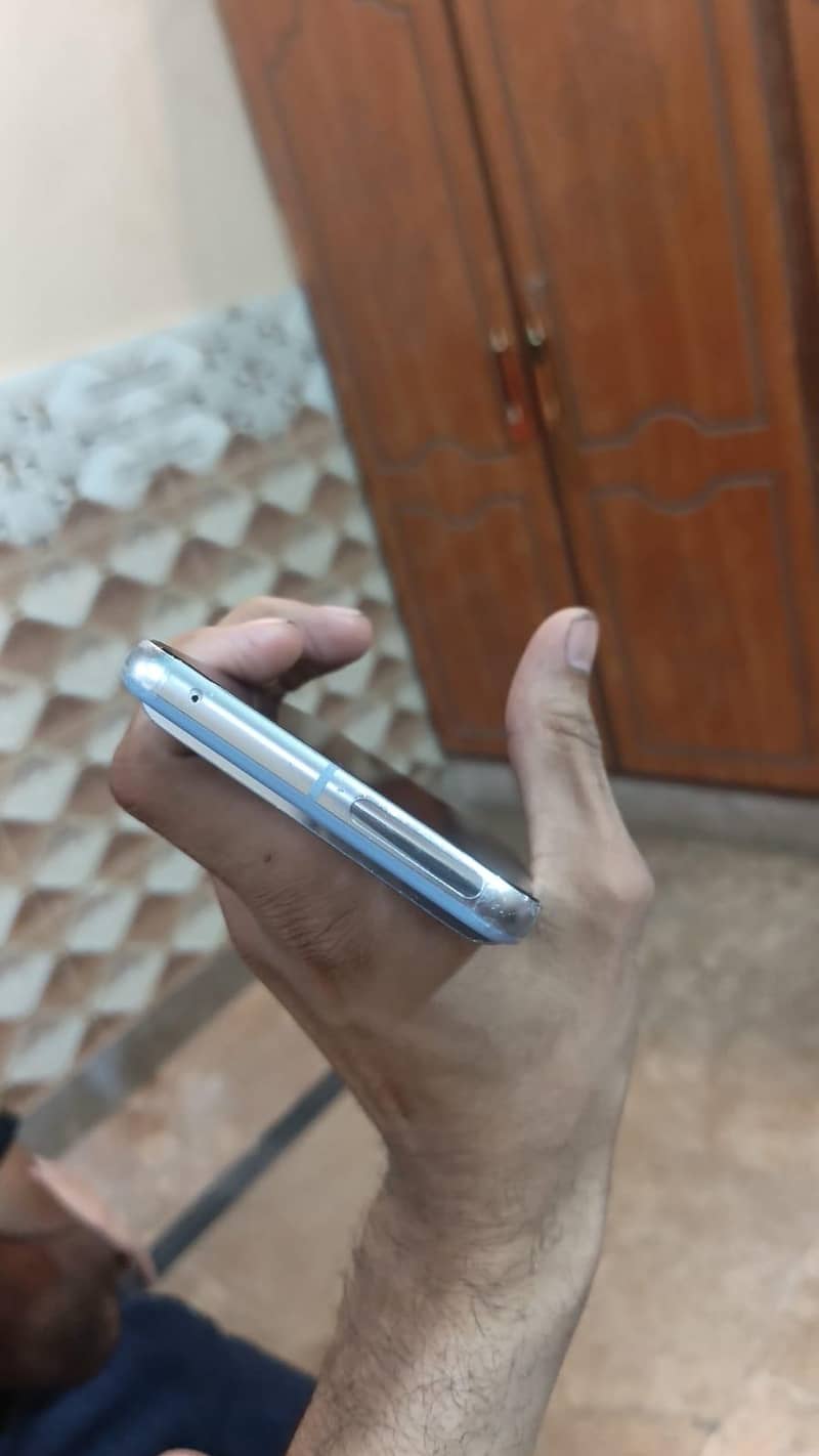 Google Pixel 8 Pro 4