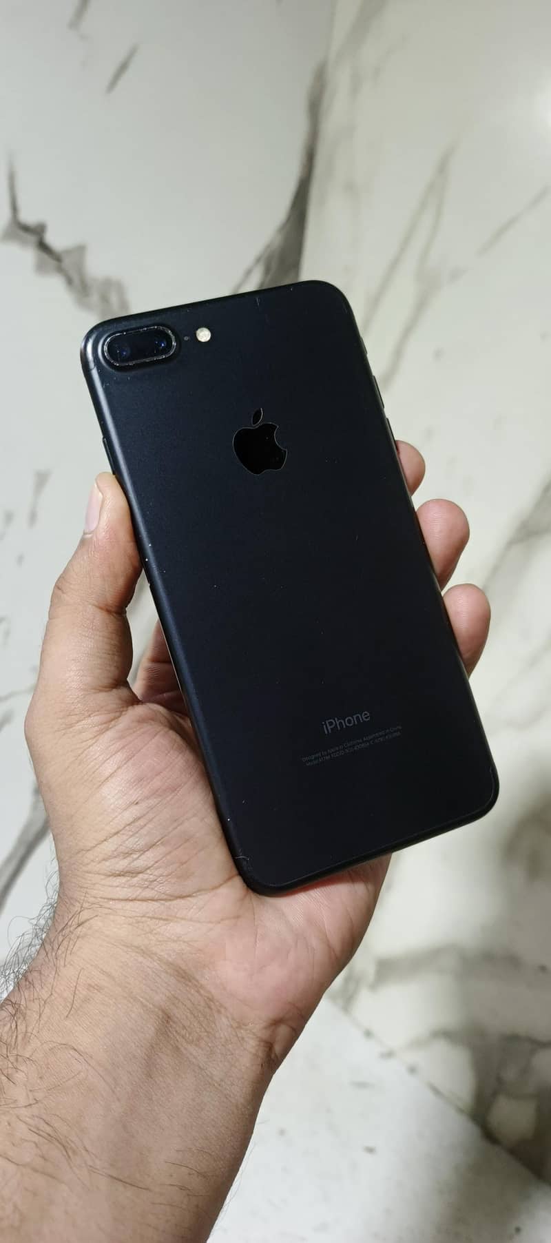 Apple iPhone 7 Plus 0