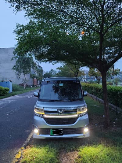 Daihatsu Tanto 2014
