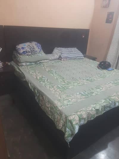 habit king size bed